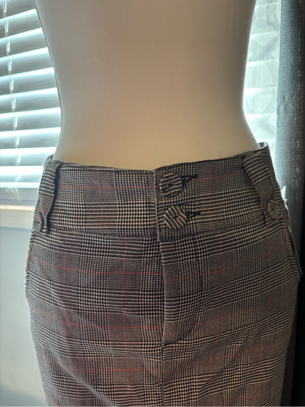 Boom Boom Jeans Glen Plaid Pencil Skirt in Black, White & Red